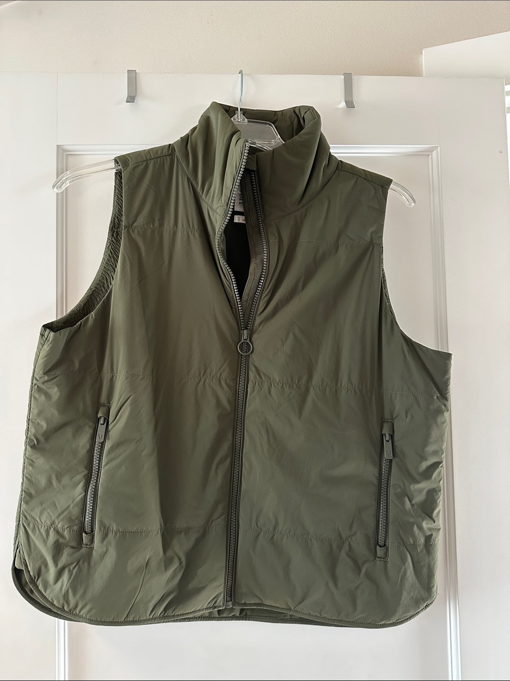 Vuori Olive Quilted Zip Front Vest